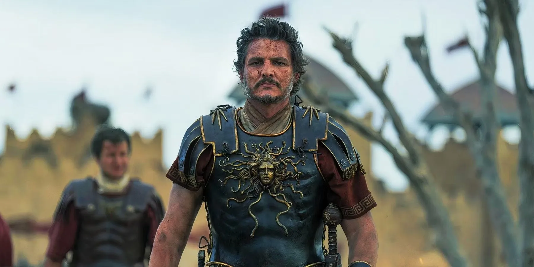 Gladiator 2 onthult eerste afbeeldingen van Pedro Pascal als Marcus Acacius