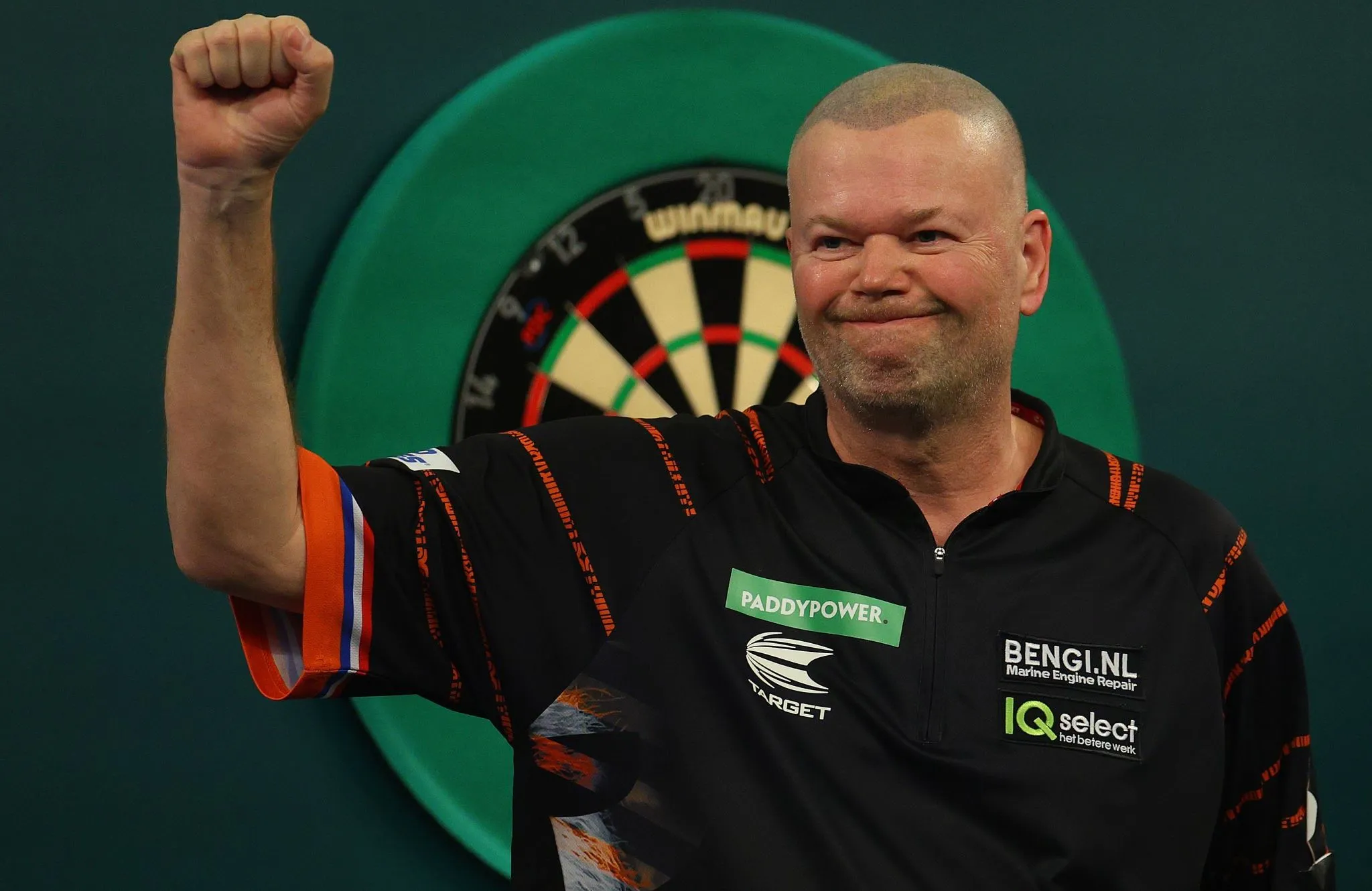 Grbavac jat van Barney op het WK Darts 2025