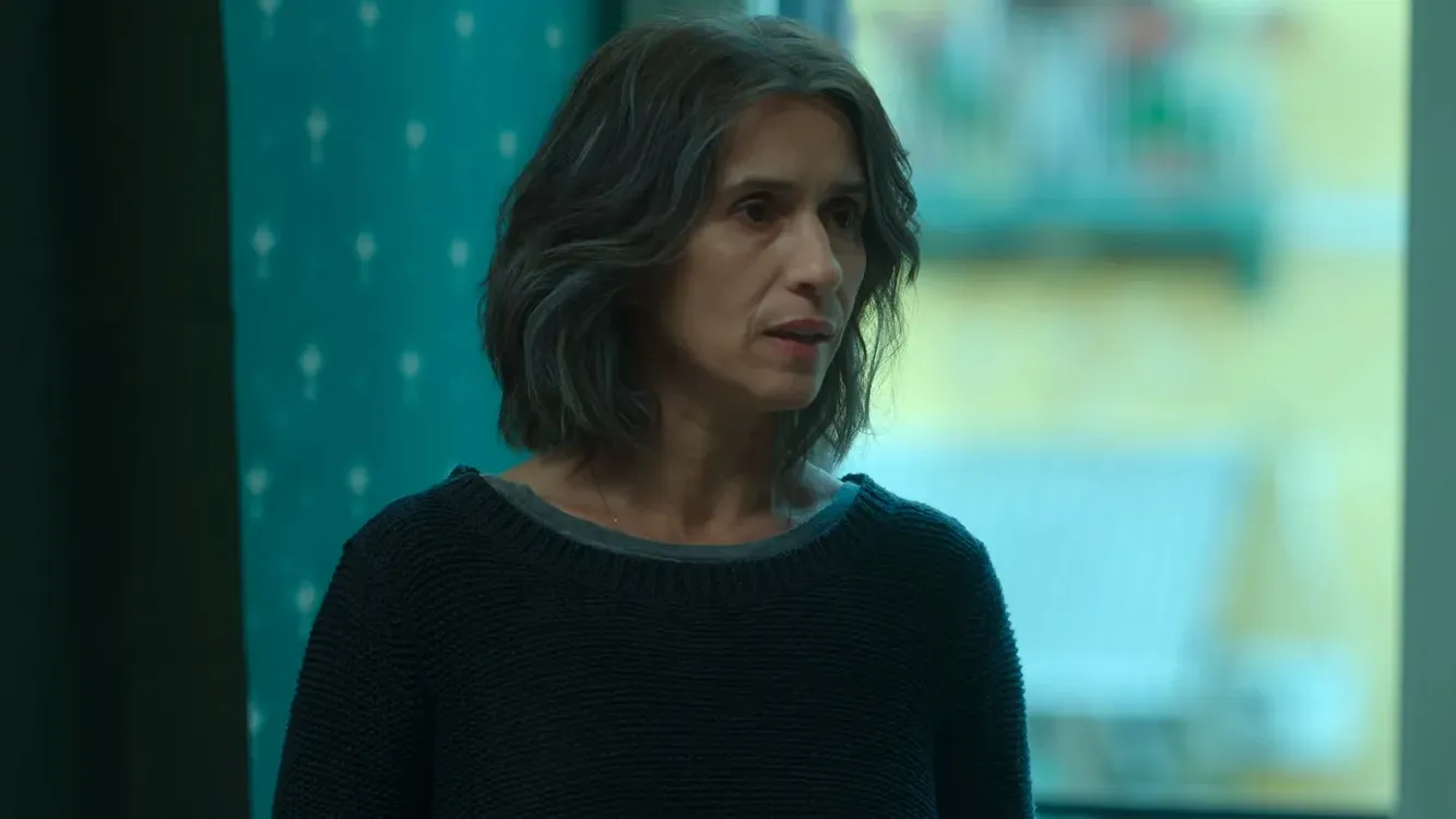 Dit is de cast van Sara – Woman in the Shadows op Netflix
