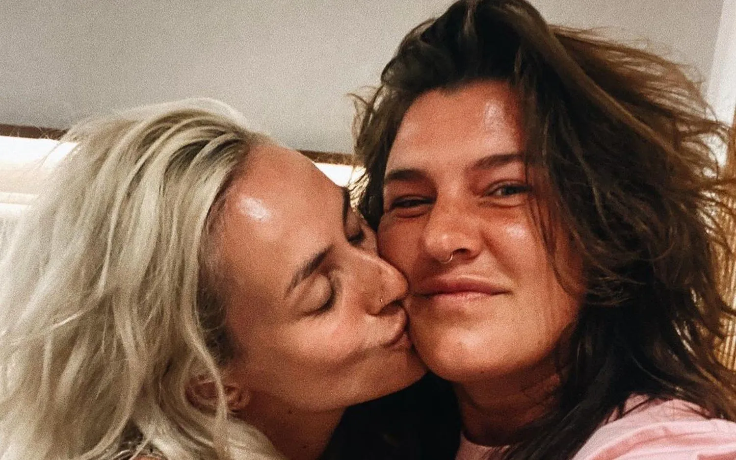 Jitske Van de Veire en haar partner Dym hebben heuglijk nieuws: "Zó mooi"