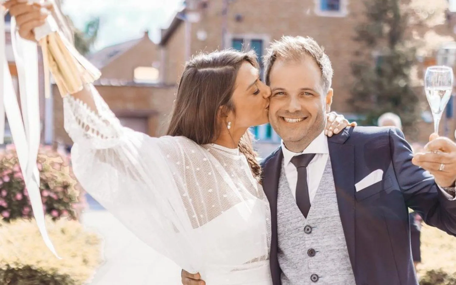 Niels Albert deelt erg pikante foto met zijn vrouw: "Als de kinderen weg zijn…"