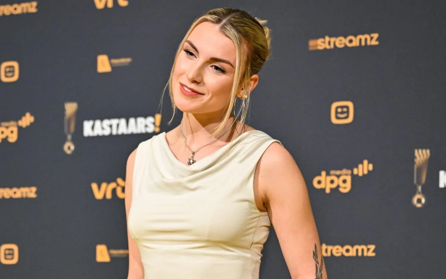 Gloria Monserez doet liefdesleven uit de doeken: "Er moet nog een 1e keer komen"