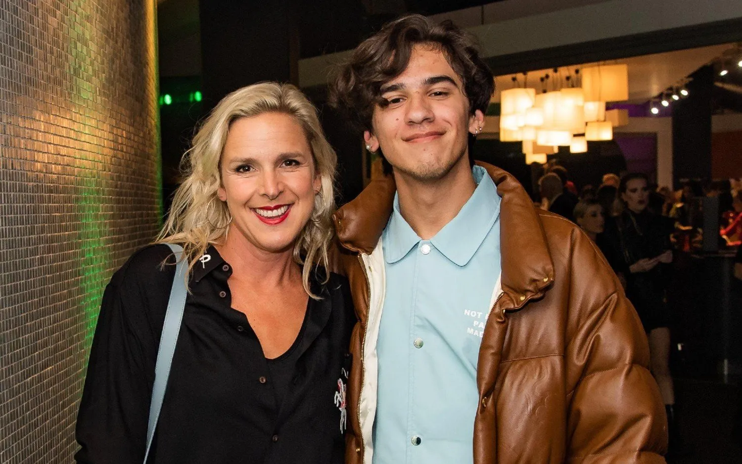 Tine Embrechts zal het niet graag horen: actrice niet opgezet met keuze van zoon