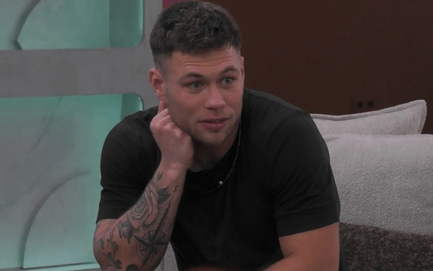 Play4 bijt fel van zich af na enorme heisa rond terugkeer Danny in 'Big Brother'