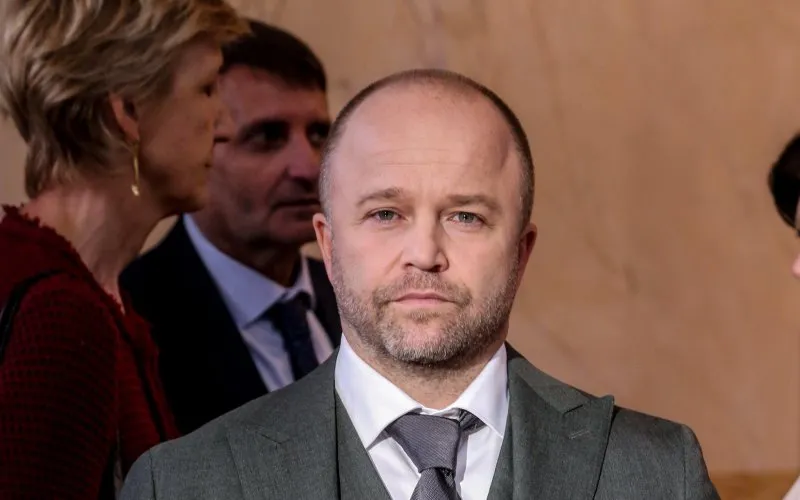 Sven De Ridder wijst VTM terecht: "Ik had dit programma nooit opgedoekt"