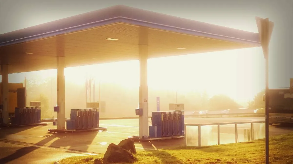 250720TANKSTATION