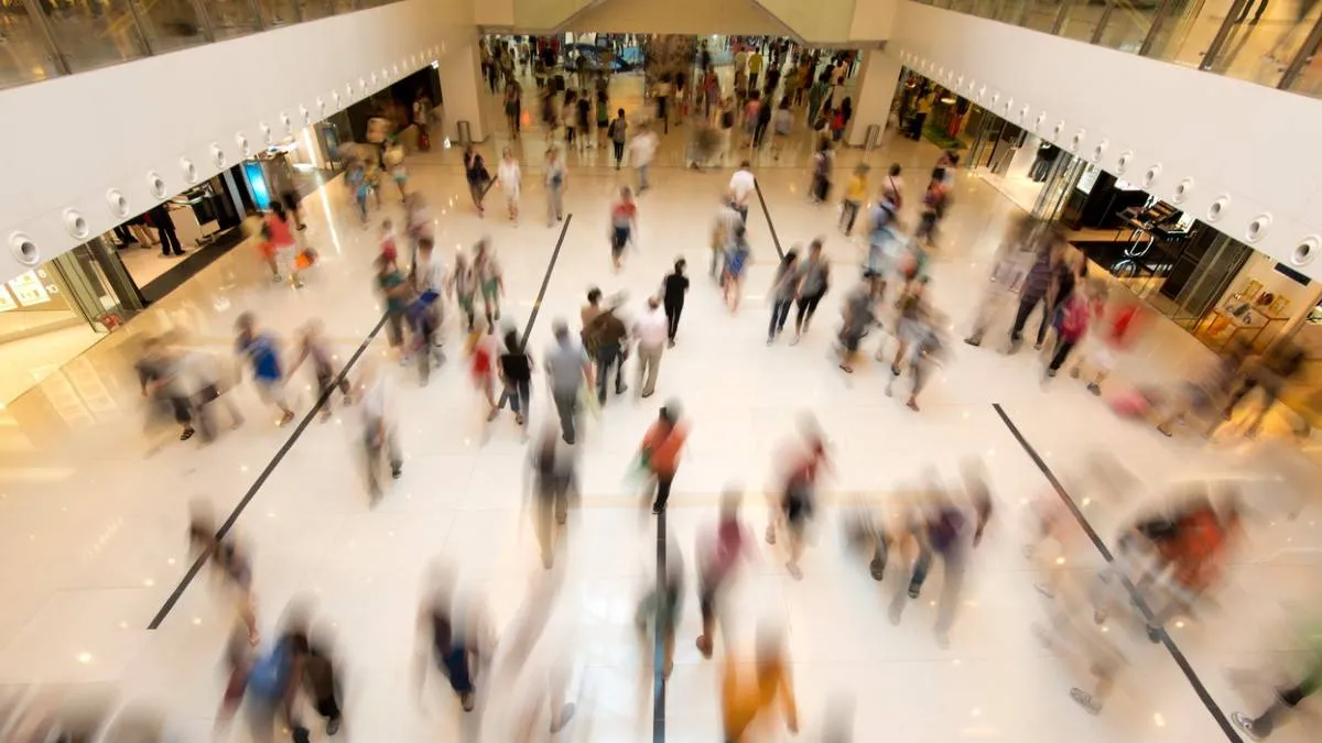 250731SHOPPINGCENTER