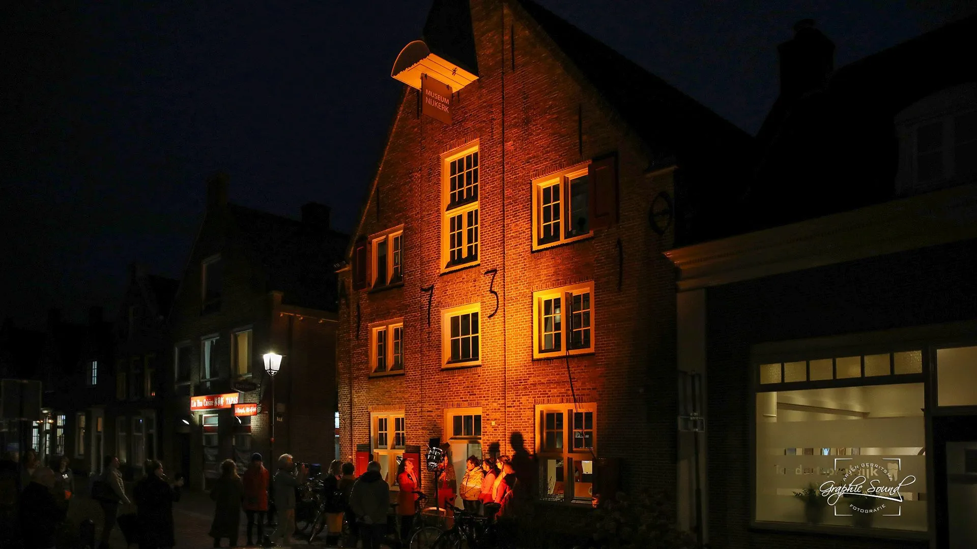 2024 11 25 orange the world r017