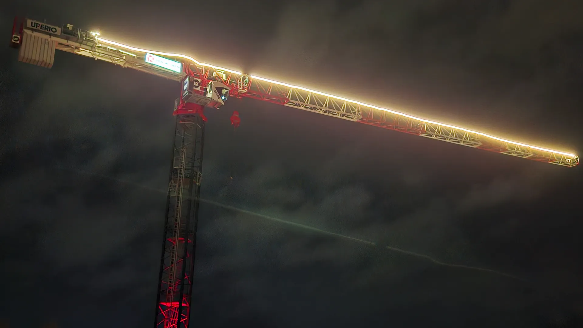 2025-12-08 kersverlichting in hijskraan