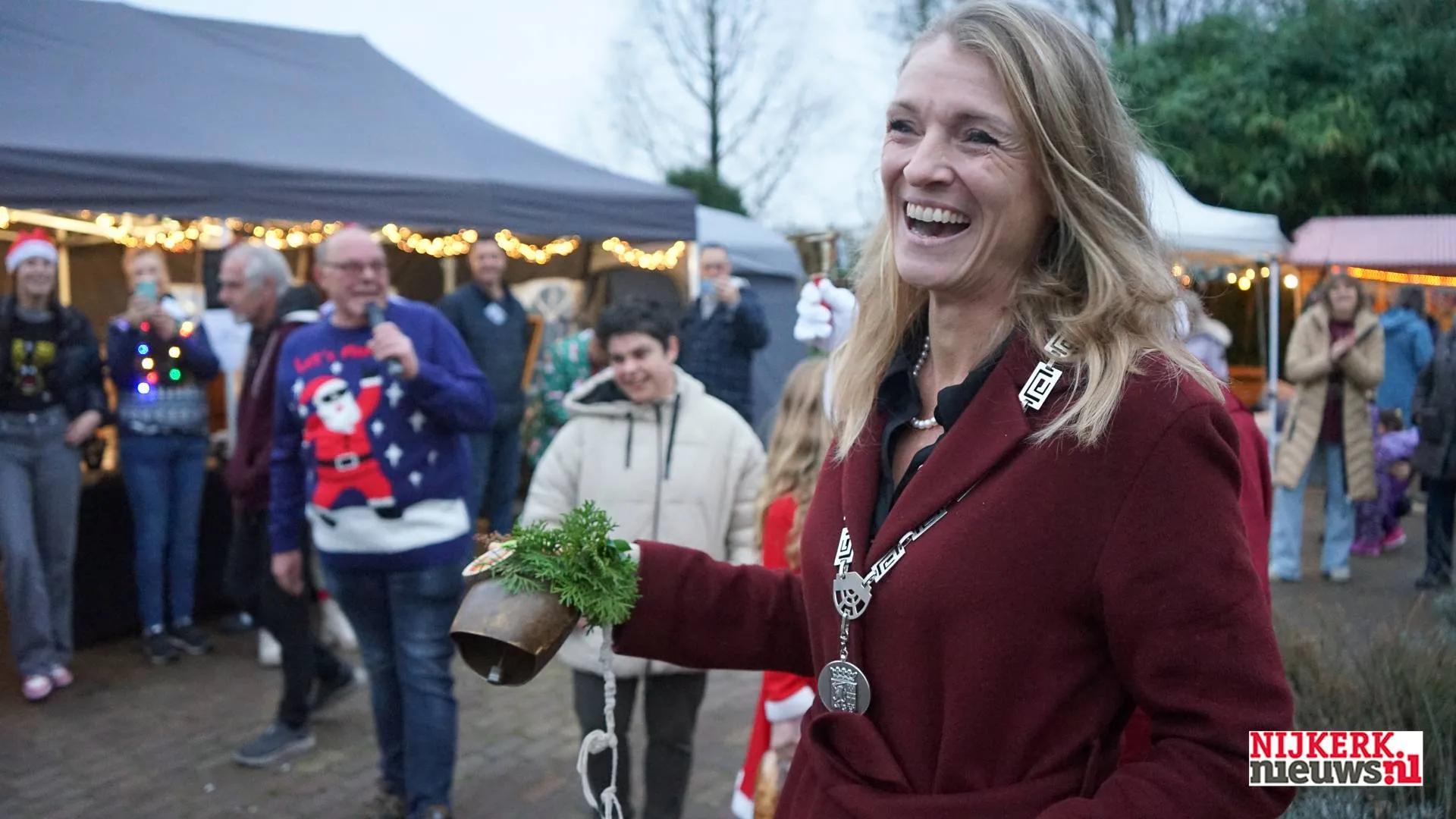 2025-12-12 jkerstmarkt veensche kas-11