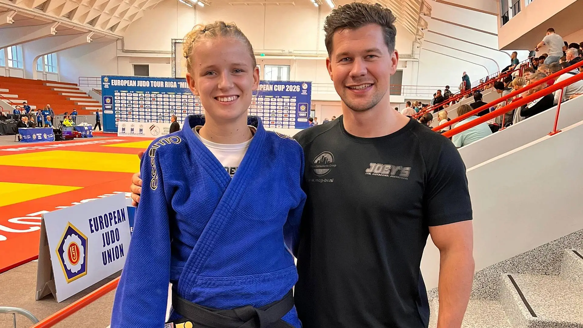 2026-10-19 joey Lauren van den Berg