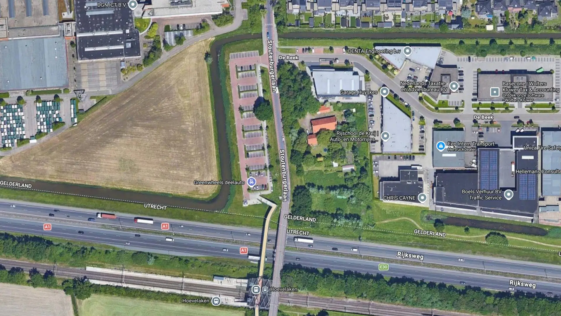 2026-10-6 parkeerplaats staion hoevelaken