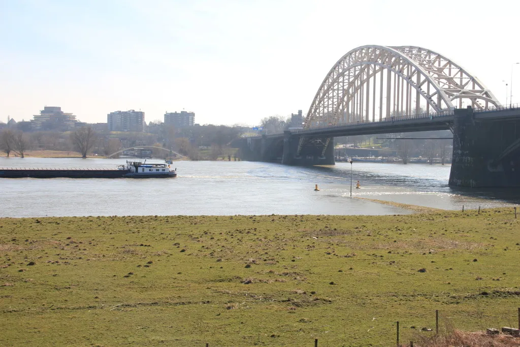 waalbrugjpg