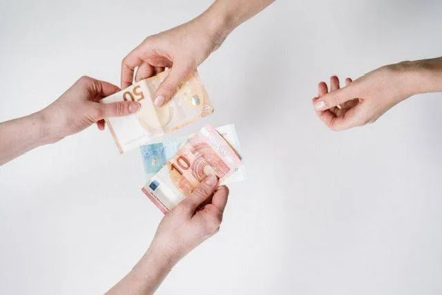 pexels-cottonbro-studio-3943726