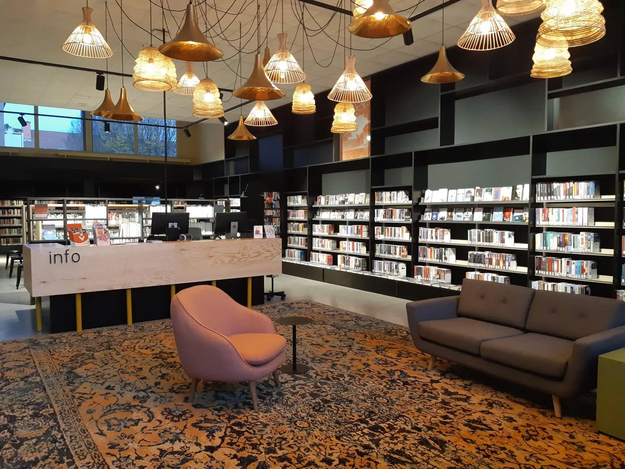 Bibliotheek De Muntweg bij Goffertpark387