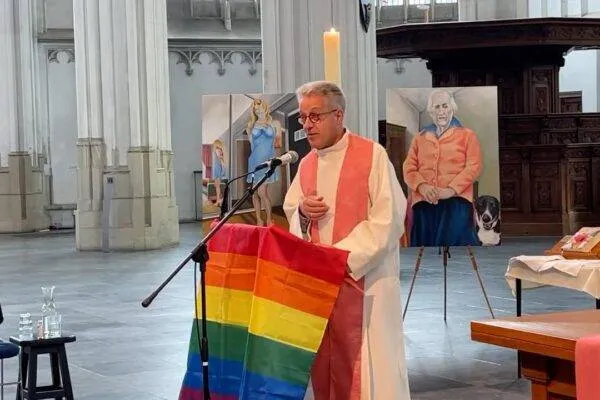 Stadsklooster Mariken 1roze-viering-foto-1roze-viering-foto-1wa-img-fit-imglazy