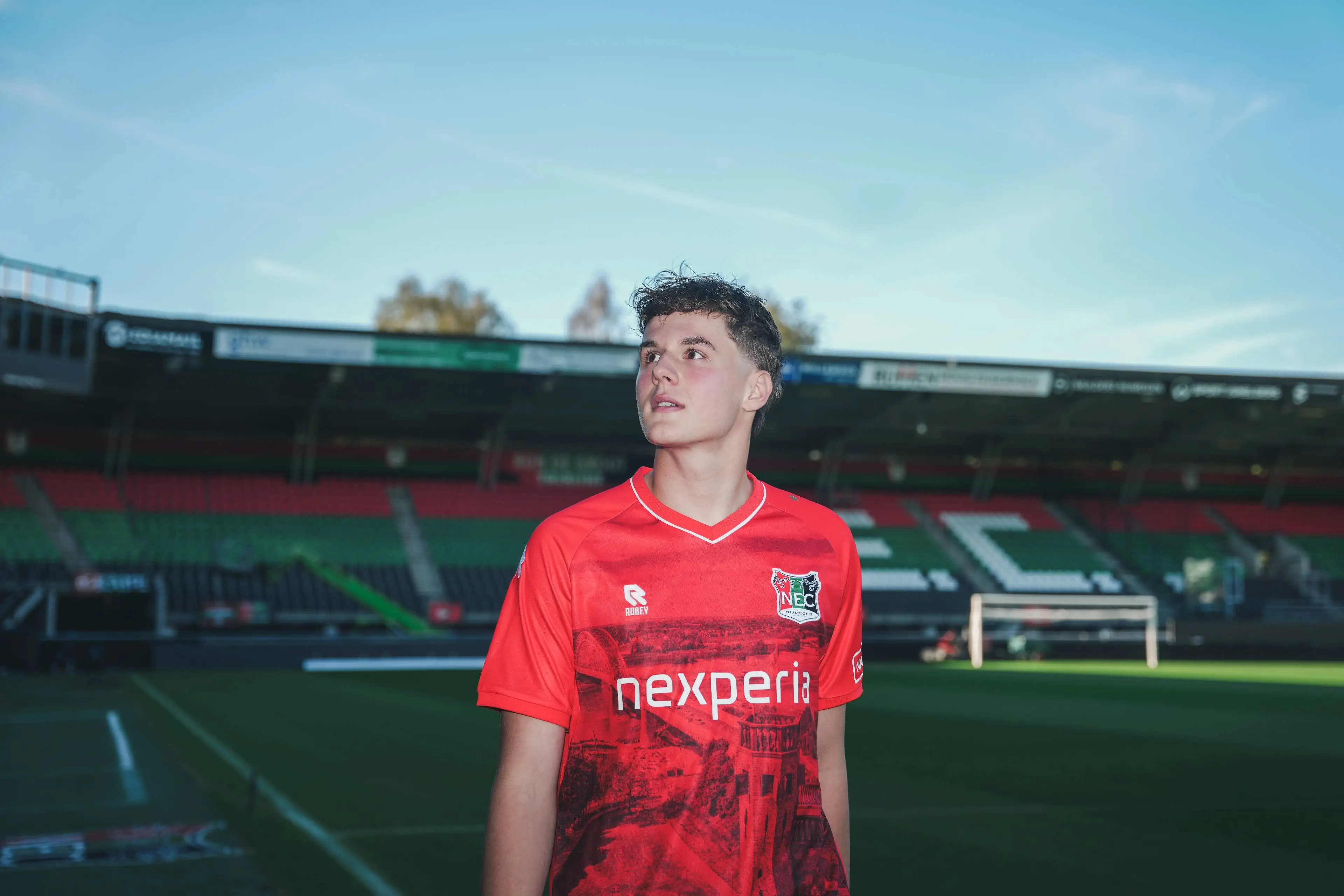 Joep Geneste 2 x N.E.C. Media