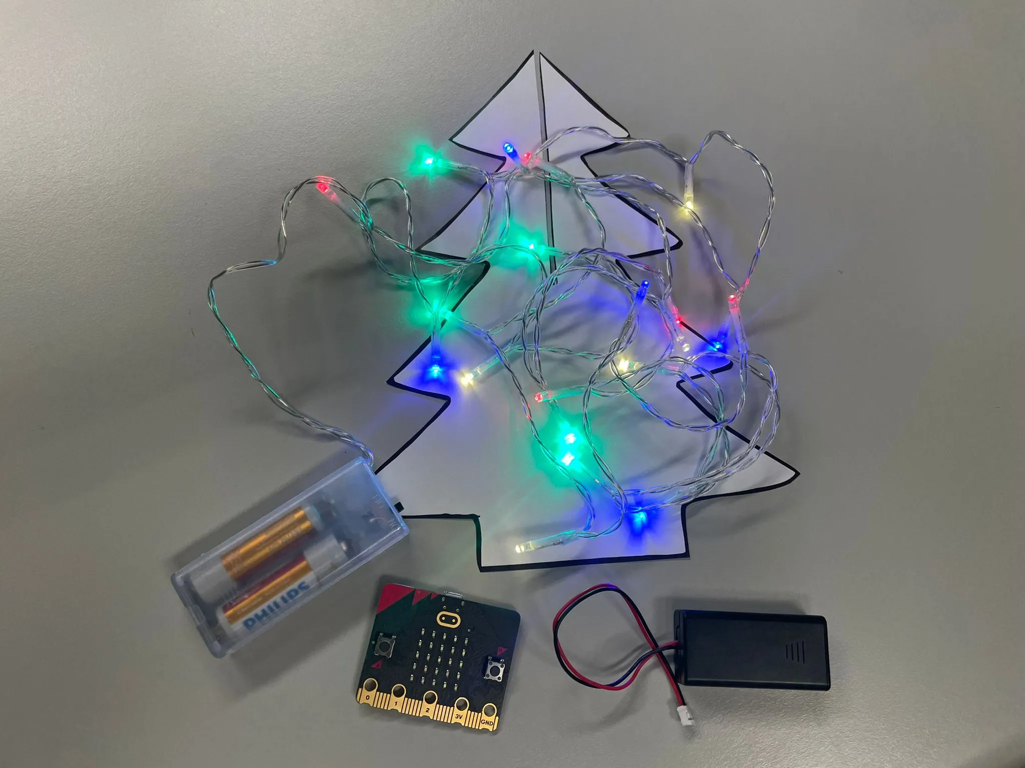 20231215 bibliolab workshop kerstverlichting hacken