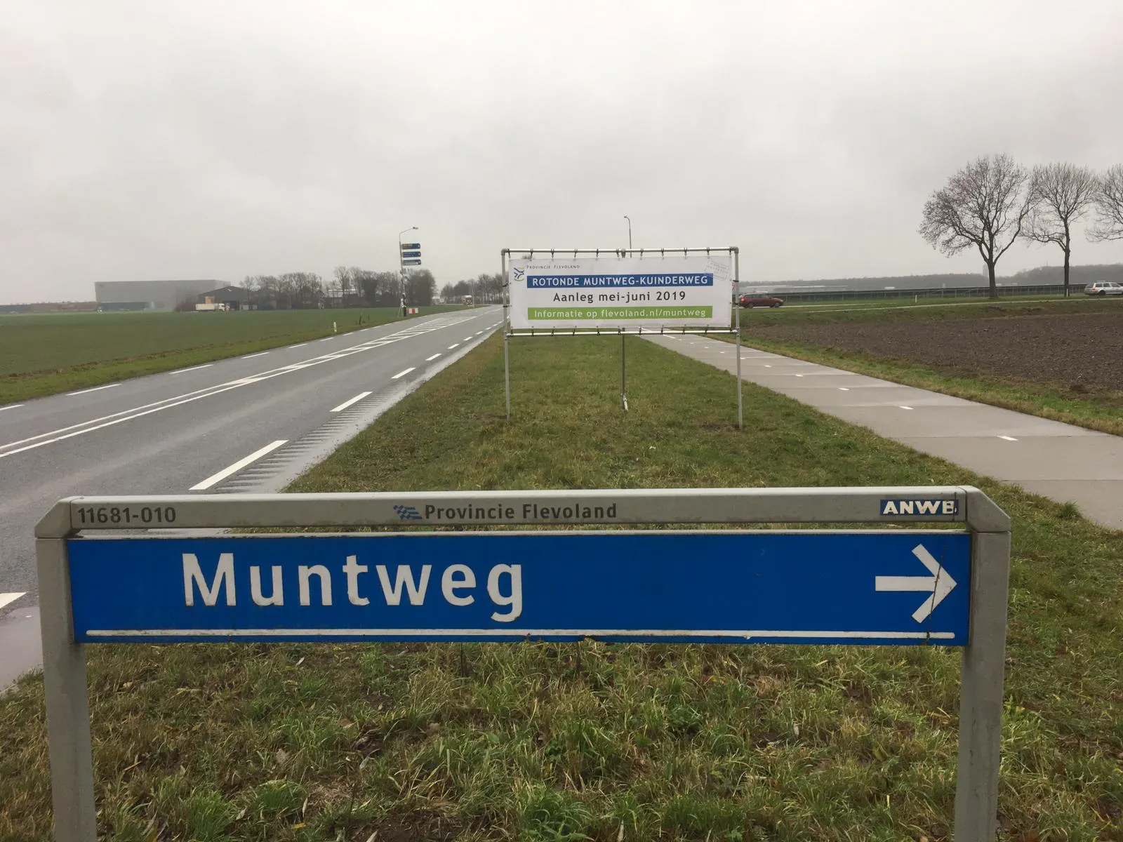 aanleg rotonde muntweg kuinderweg at flevowegen