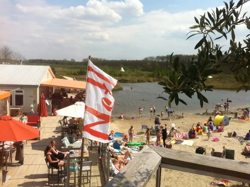 netl de wildste tuin strandterras