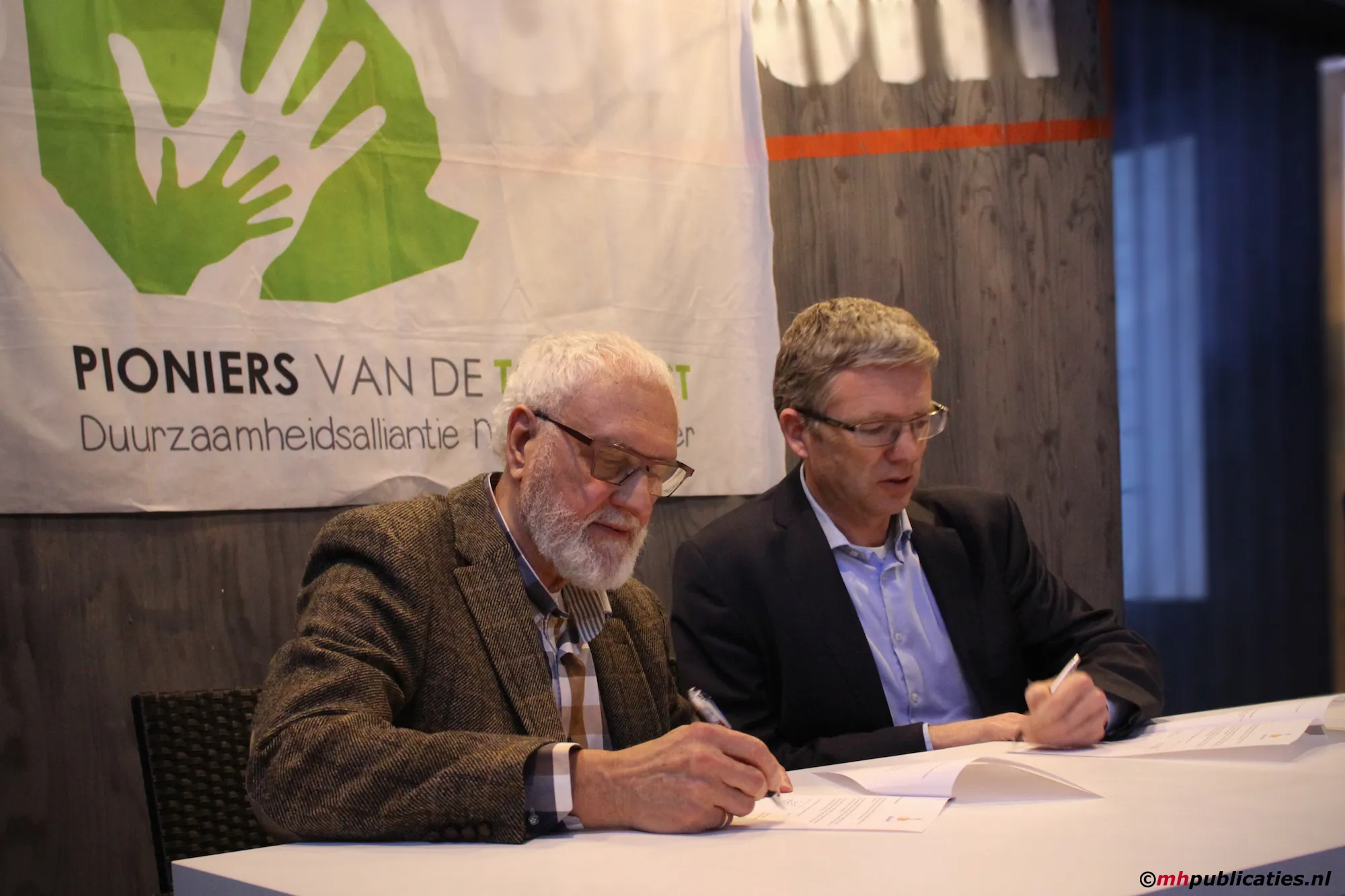 tiesingakempenaar