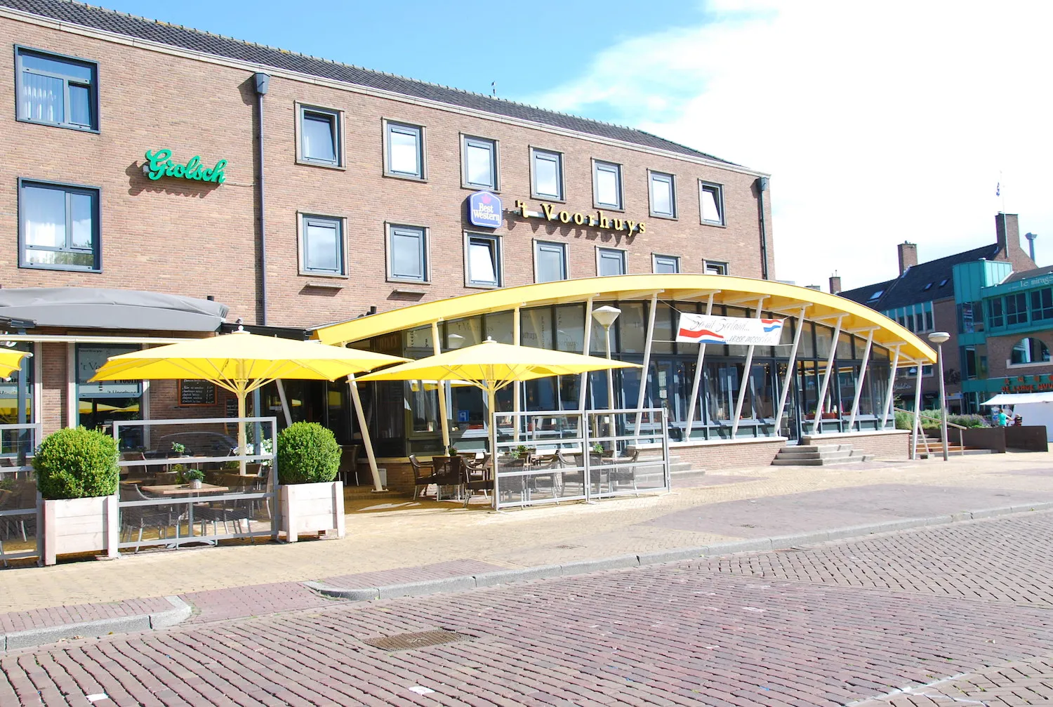 voorhuys voorkant
