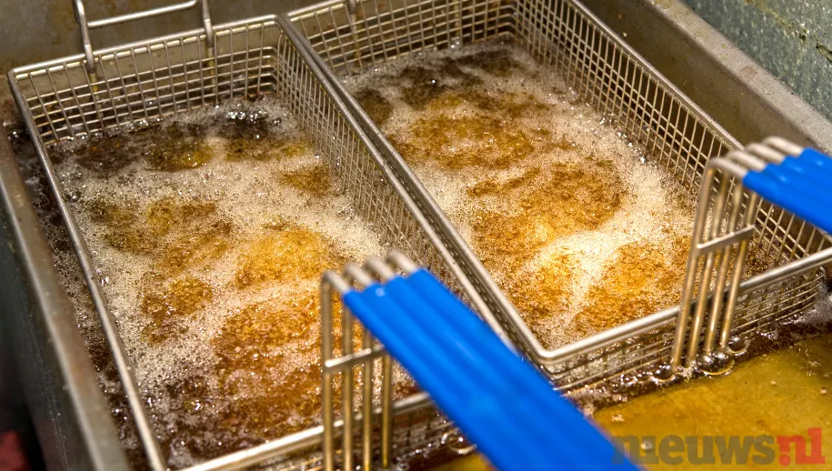 Frituurvet van oliebollen verdwijnt nog te vaak in het toilet of in de gootsteen
