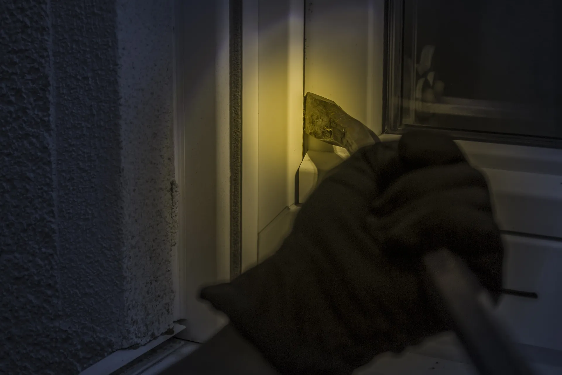 Veiligheid tijdens de donkere dagen: Wat kun je doen om inbraak te voorkomen?