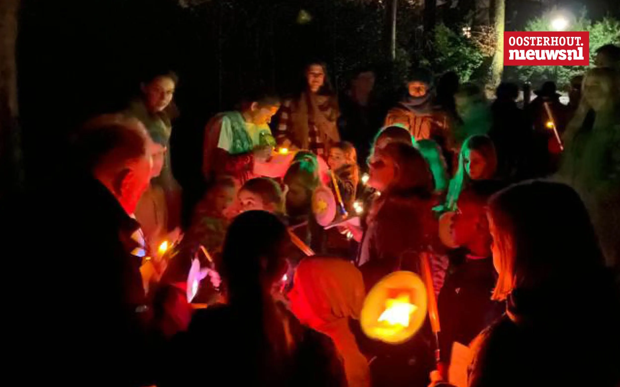 Kinderkerstviering in de Vredeskerk wordt een stralend lichtjesfeest