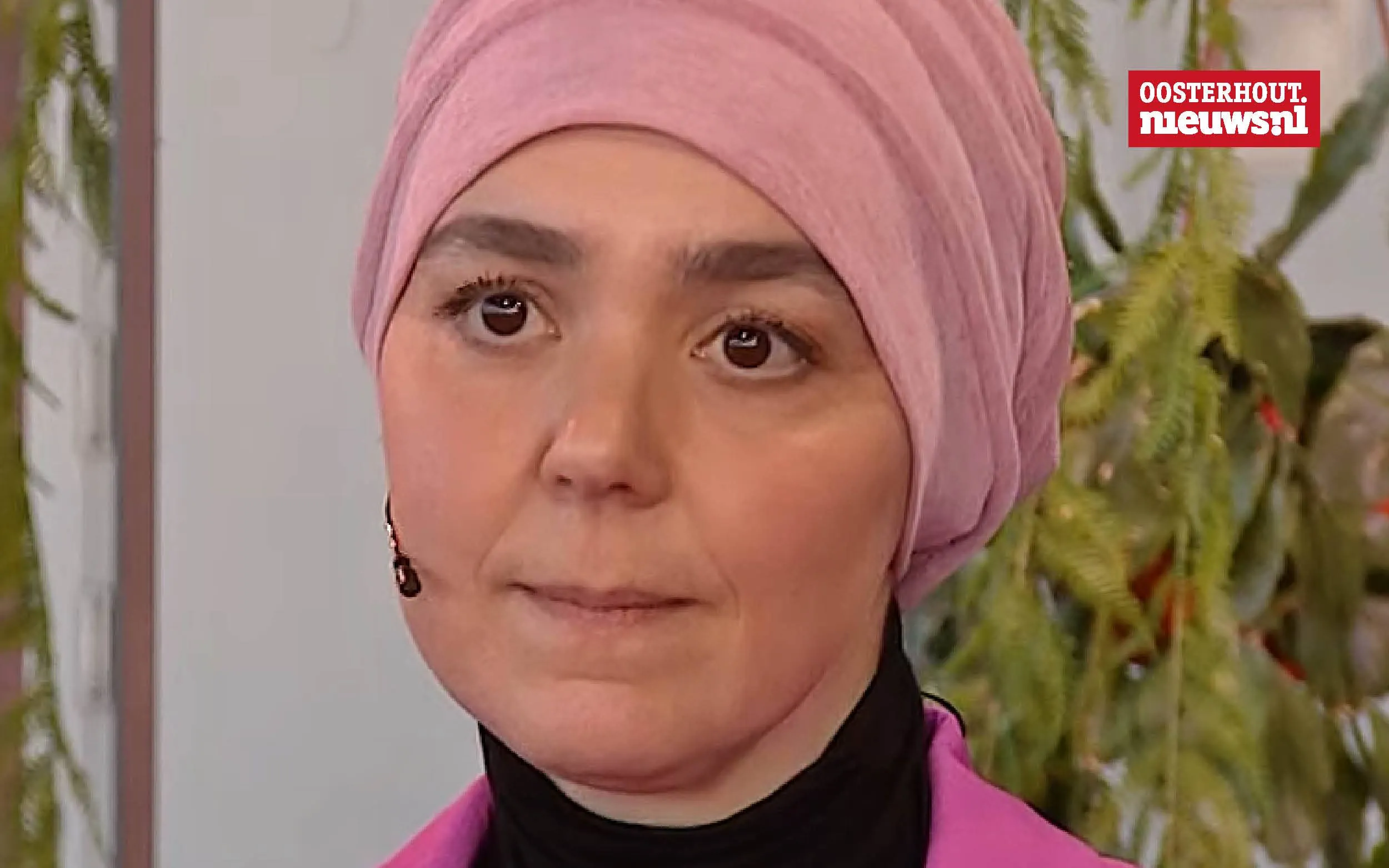 _Esmah Lahlah