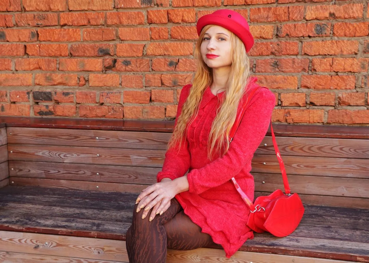 dress red day vika glitter pixabay