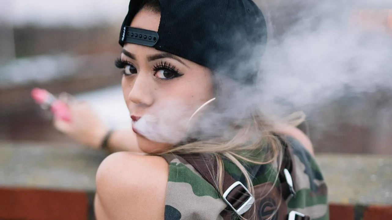 vaping lexphumirat pixabay