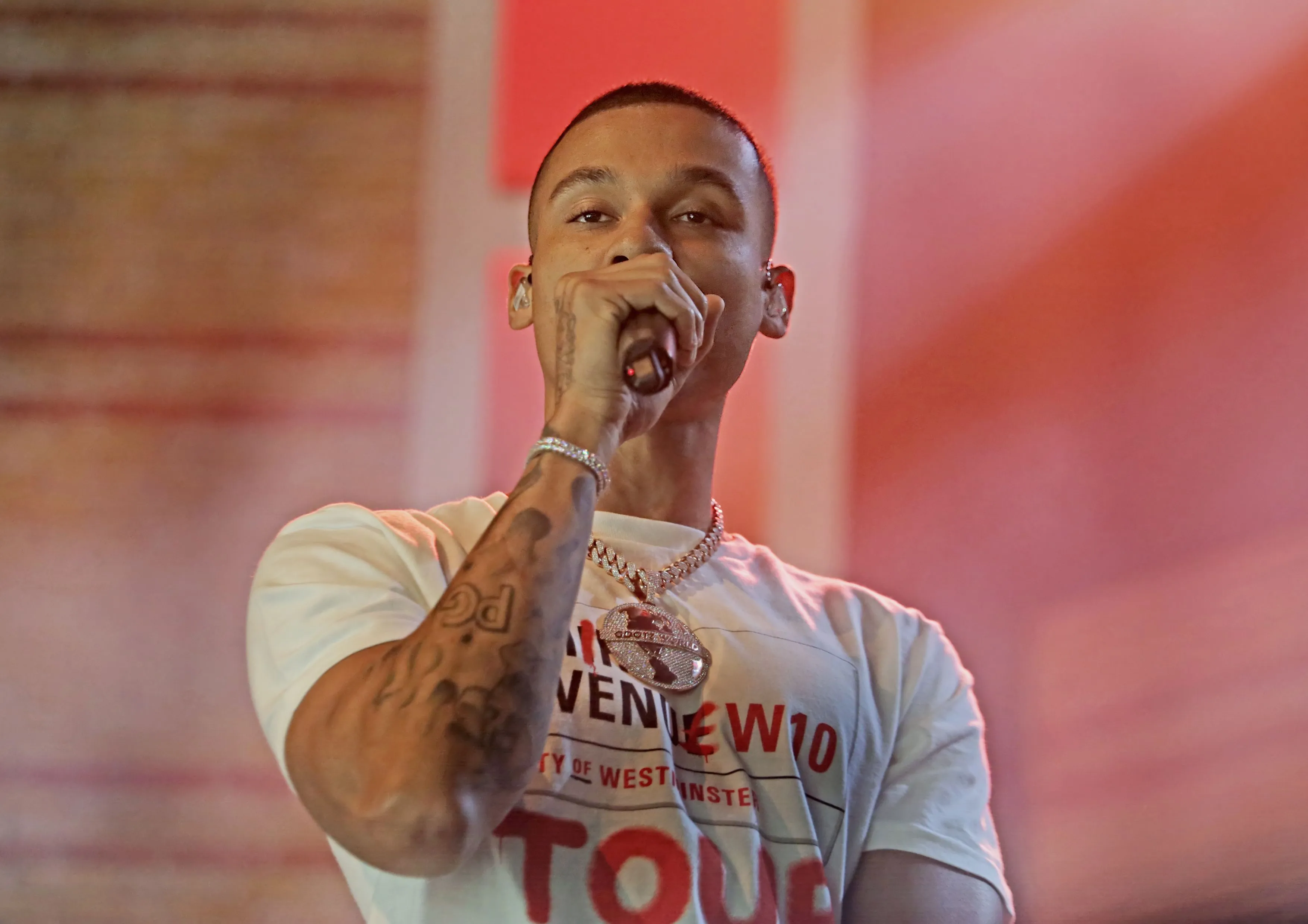 'Rapper Fredo krijgt 5 jaar cel in Dubai'