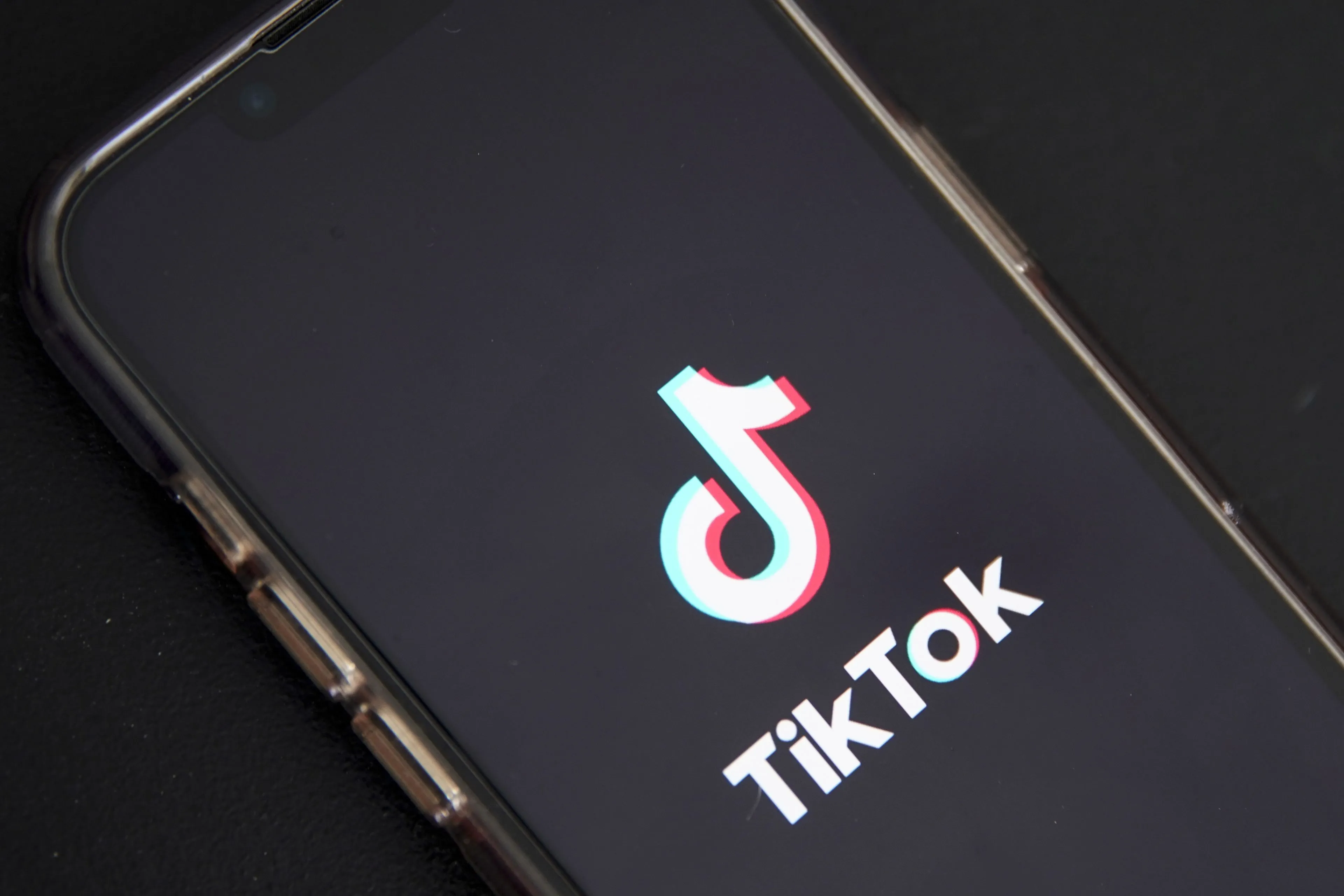 Universal Music dreigt muziek van TikTok te halen