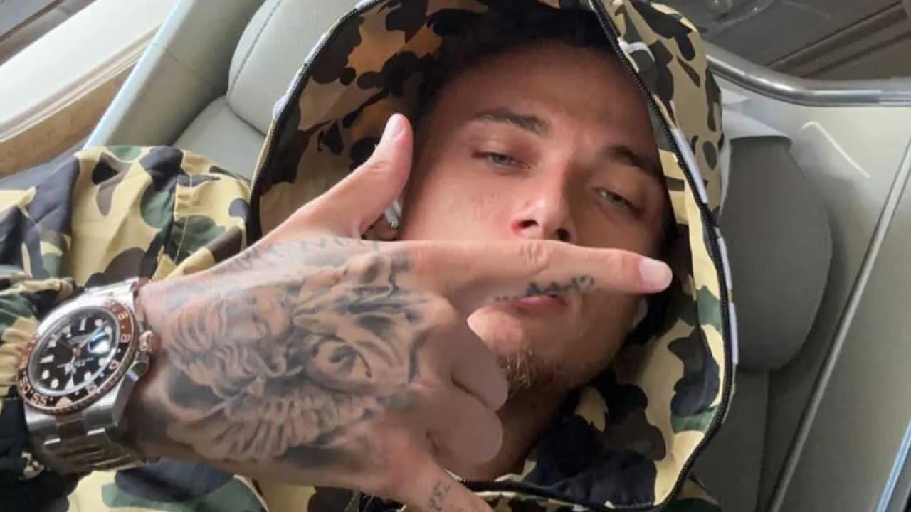 Noa Lang provoceert Feyenoorders op Instagram; woeste supporters reageren massaal