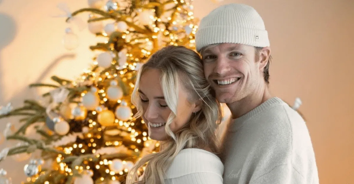 Oma van Enzo Knol verspreekt zich over geslacht van baby