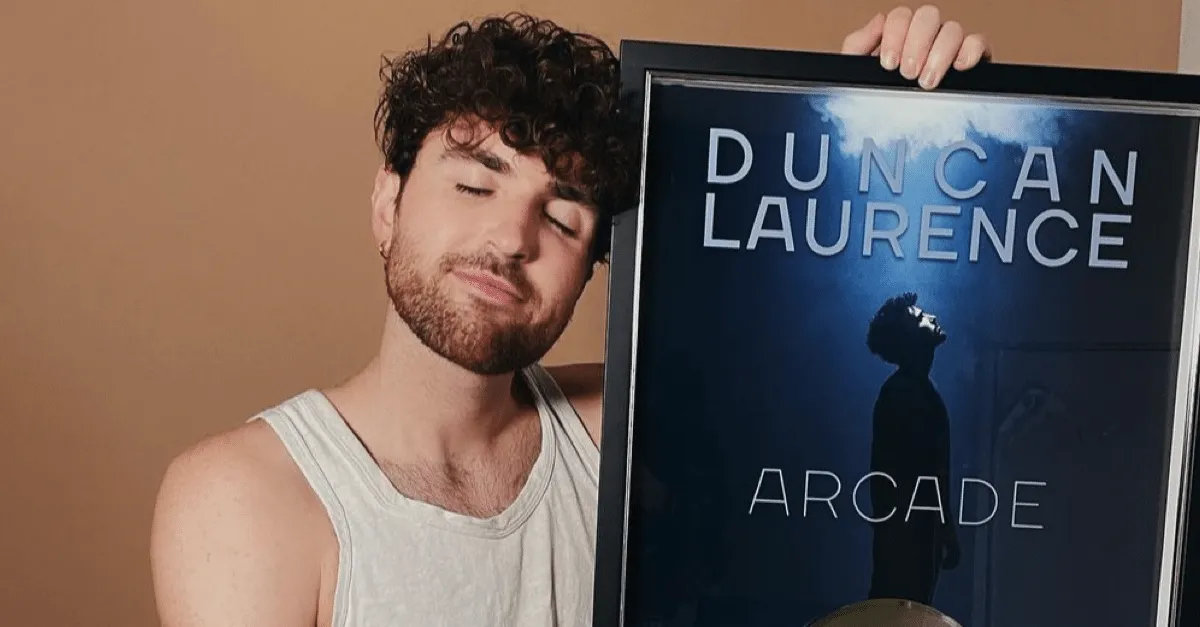 Duncan Laurence reageert op geruchten over dr*gsgebruik (VIDEO)