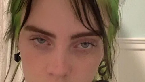 Billie Eilish raakt 100 duizend volgers kwijt door pikante foto (FOTO)
