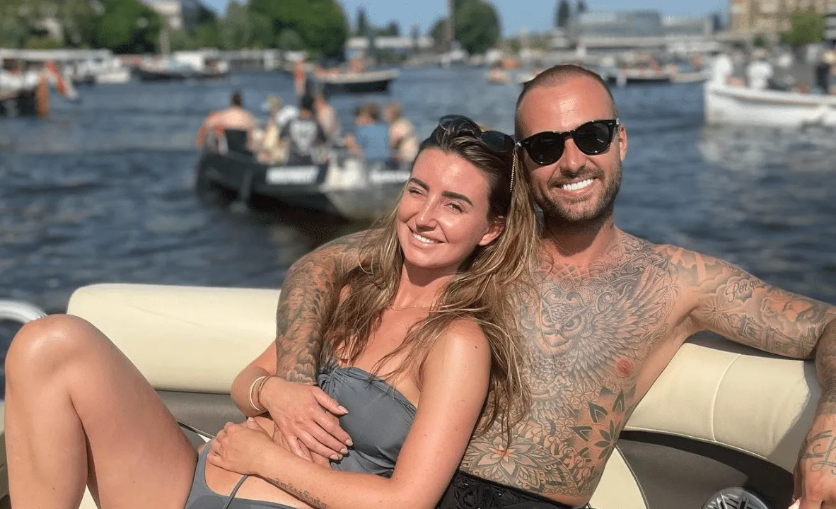 Dave Roelvink deelt pijnlijke statement na relatiebreuk: "Waren alleen nog samen voor zoon" (FOTO)