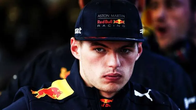 Max Verstappen over huwelijk Kelly Piquet: 'Ben niet van plan op een knie te gaan'