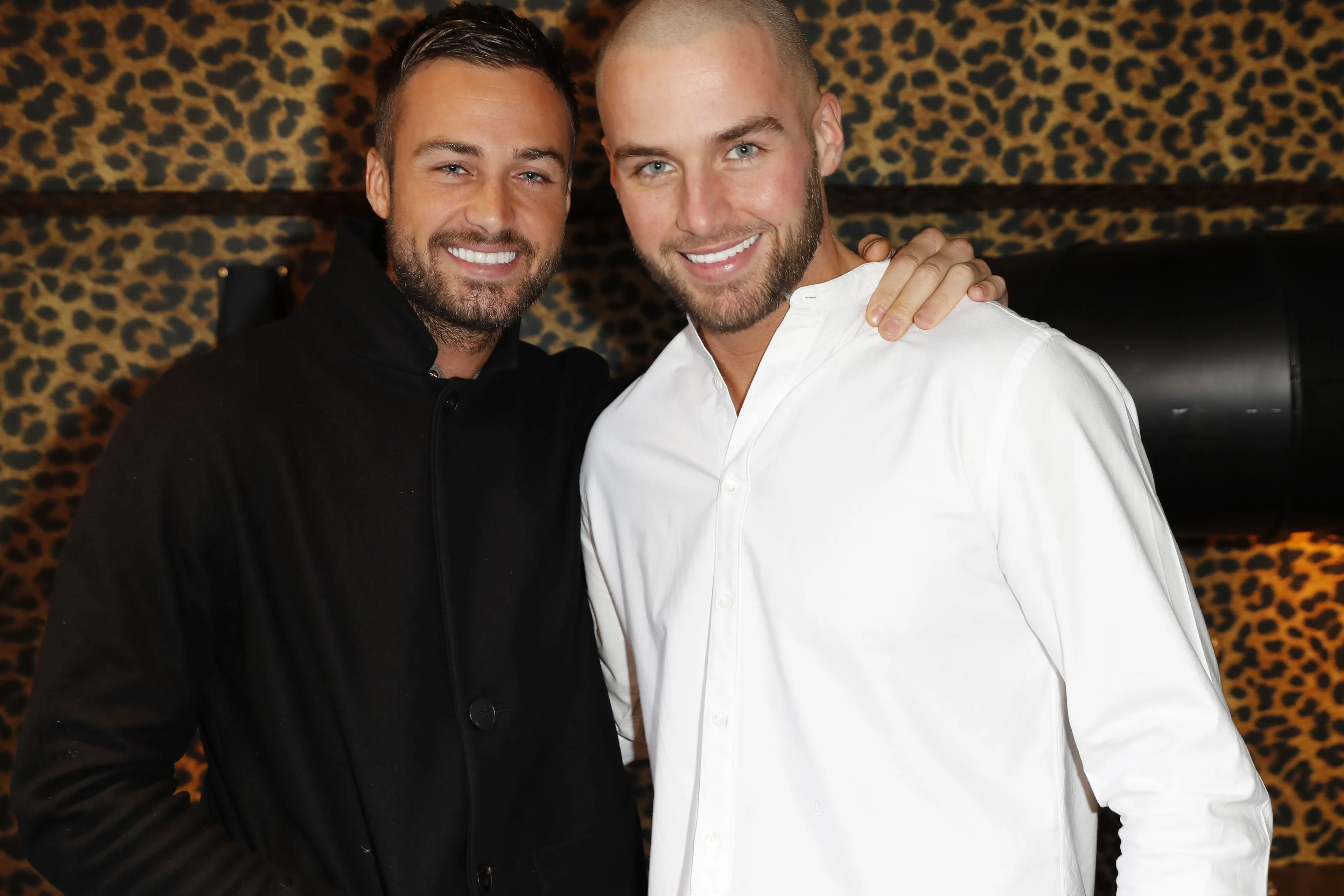 Dave Roelvink deelt foto's uit heftige periode: 'Bizar wat drank en dr*gs doen..." (BEELD)