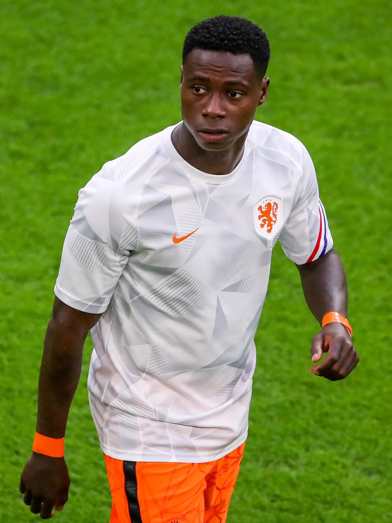 Hof: Promes moet neef schadevergoeding betalen
