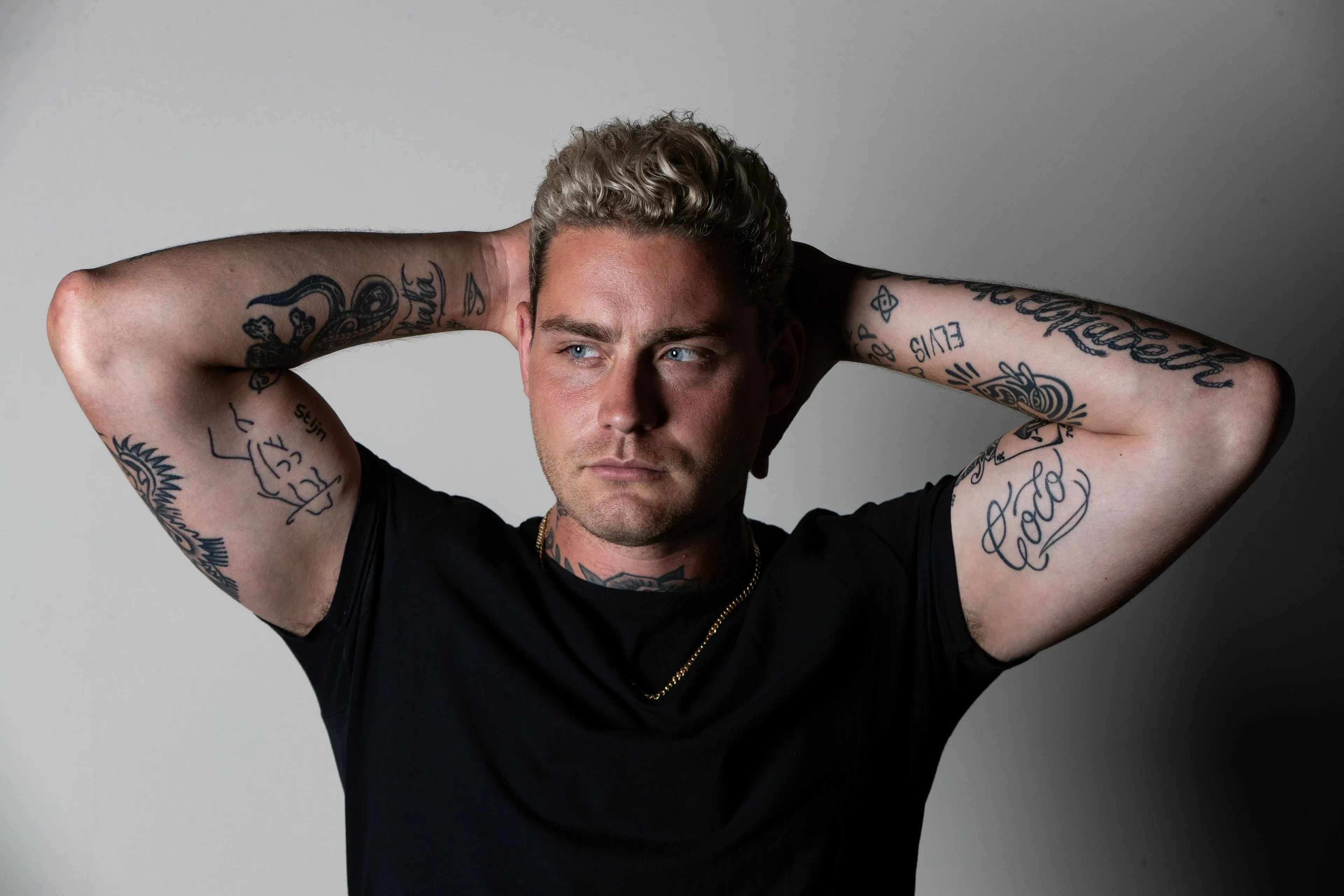 Douwe Bob openhartig in interview na afkickkliniek: 'Een beest in je hoofd'