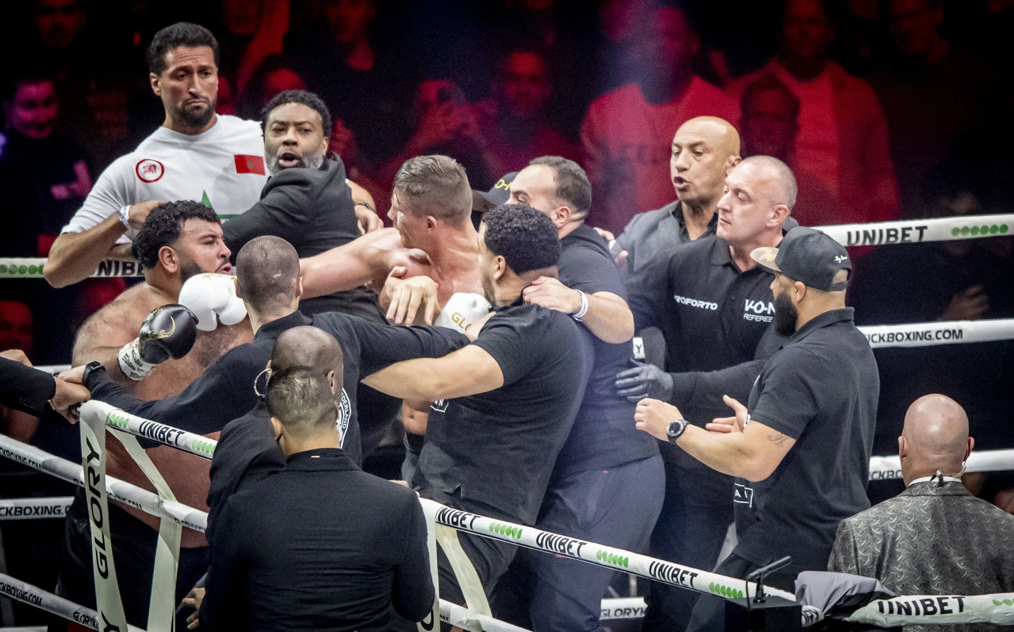 Rico Verhoeven reageert woest op trap van Jamal Ben Saddik