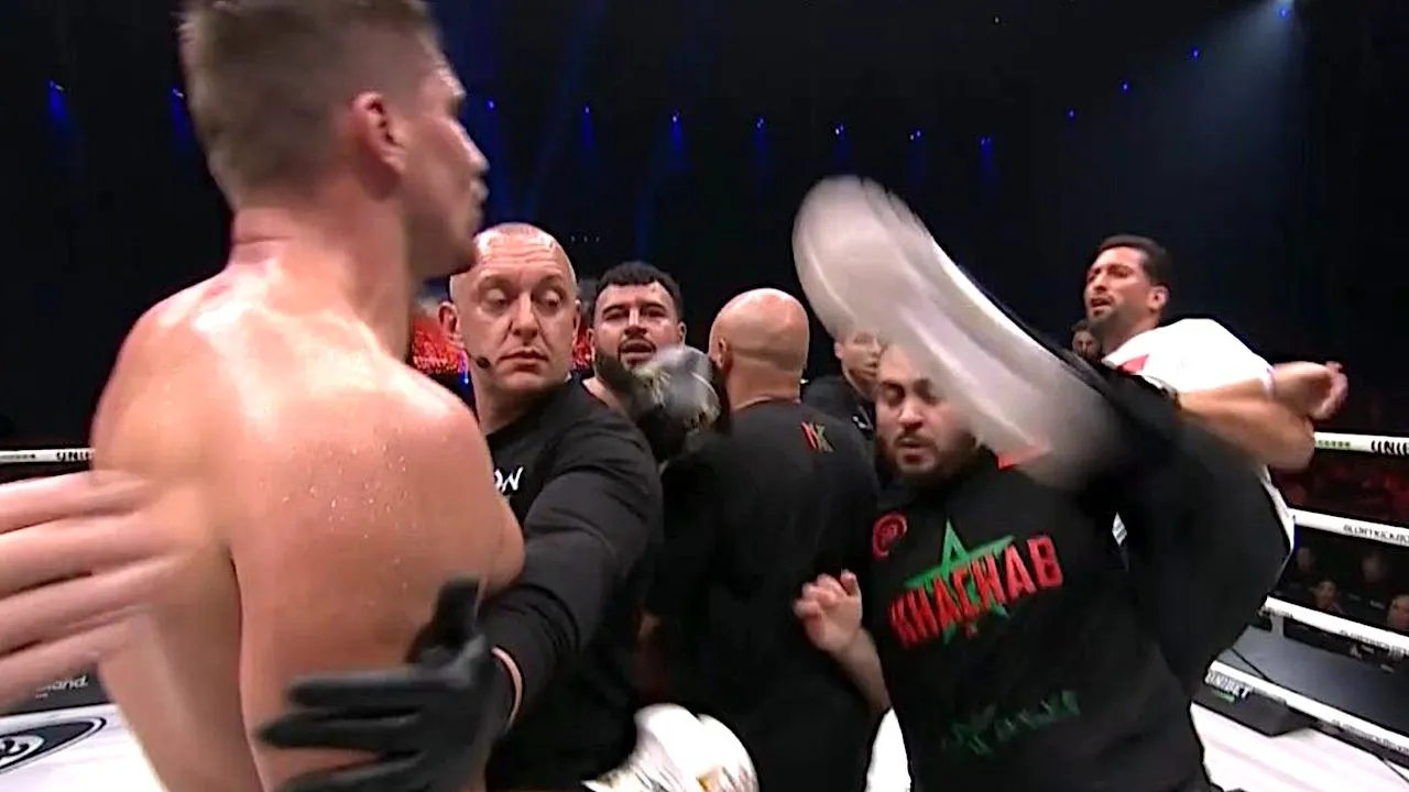 Rico Verhoeven krijgt karatetrap van Jamal Ben Saddik! (BEELDEN)