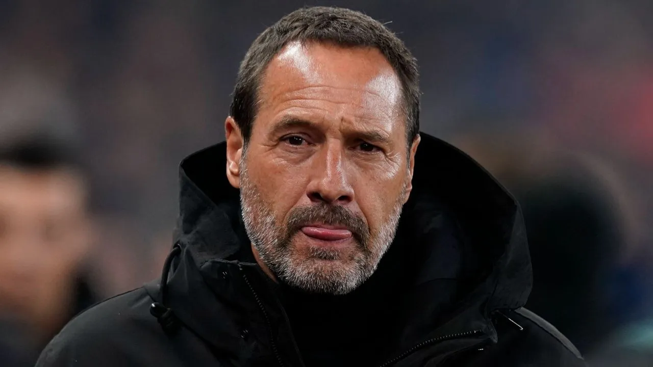 Nederlaag niet enige probleem voor Ajax-trainer Van 't Schip
