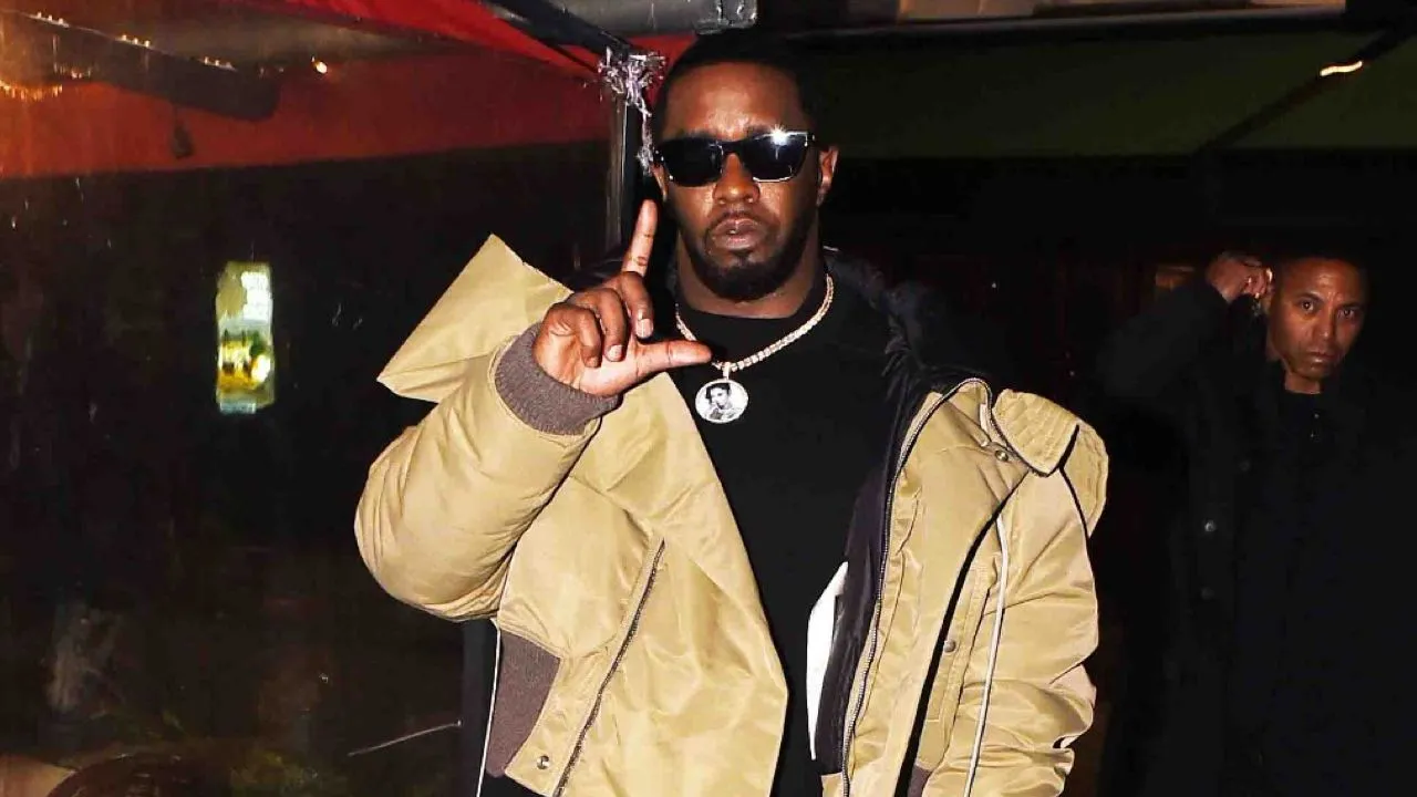 TMZ: Sean 'Diddy' Combs gespot op vliegveld Miami