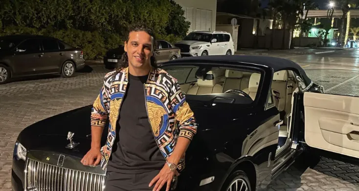 Ali B in buitenland gespot met Temptation Island-verleidster (FOTO)