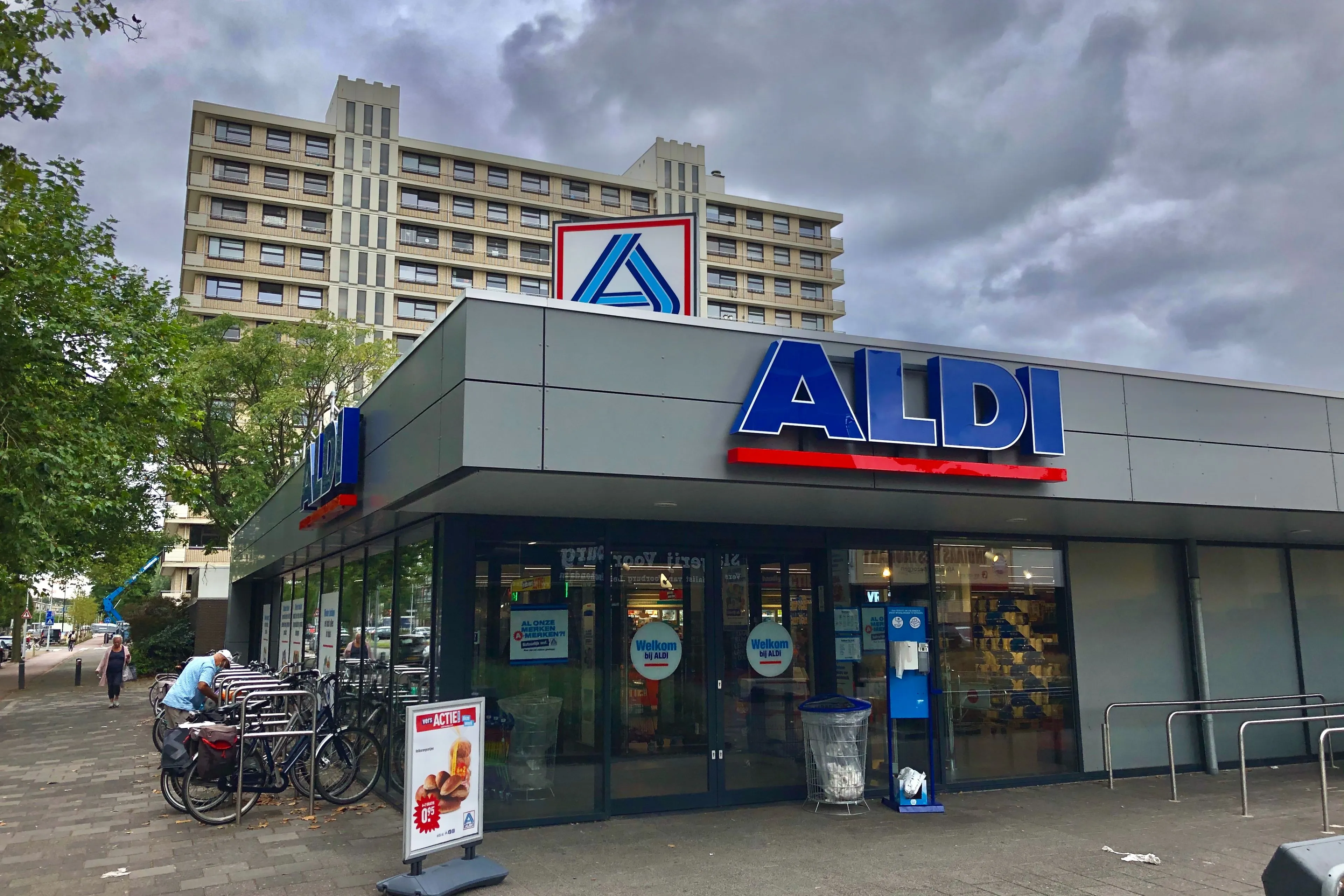 Personeel Aldi-winkel ontdekt 95 kilo cocaïne in bananendozen