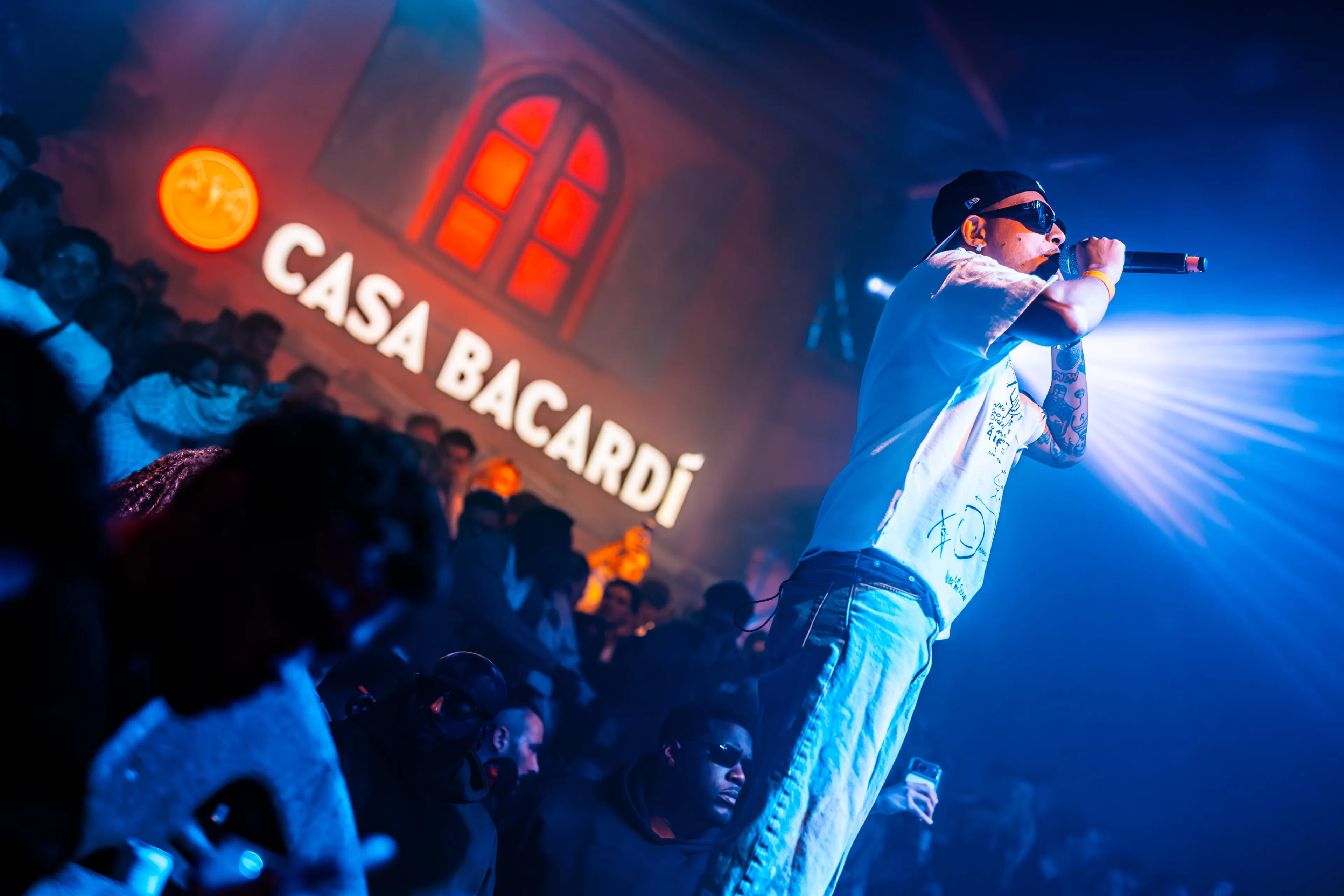 Ronnie Flex geeft verjaardagshow bij CASA BACARDÍ op Paaspop
